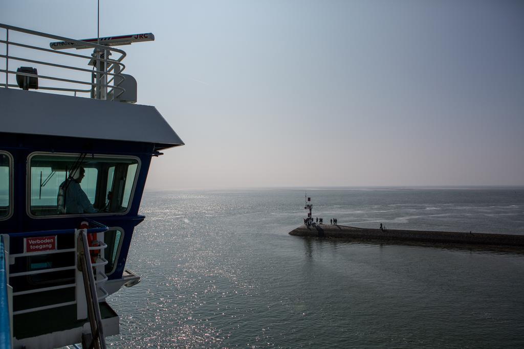 Appartementenhotel Tjermelan Terschelling 奥斯特仁德 外观 照片