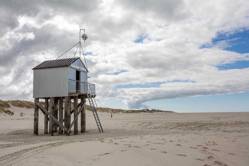 Appartementenhotel Tjermelan Terschelling 奥斯特仁德 外观 照片